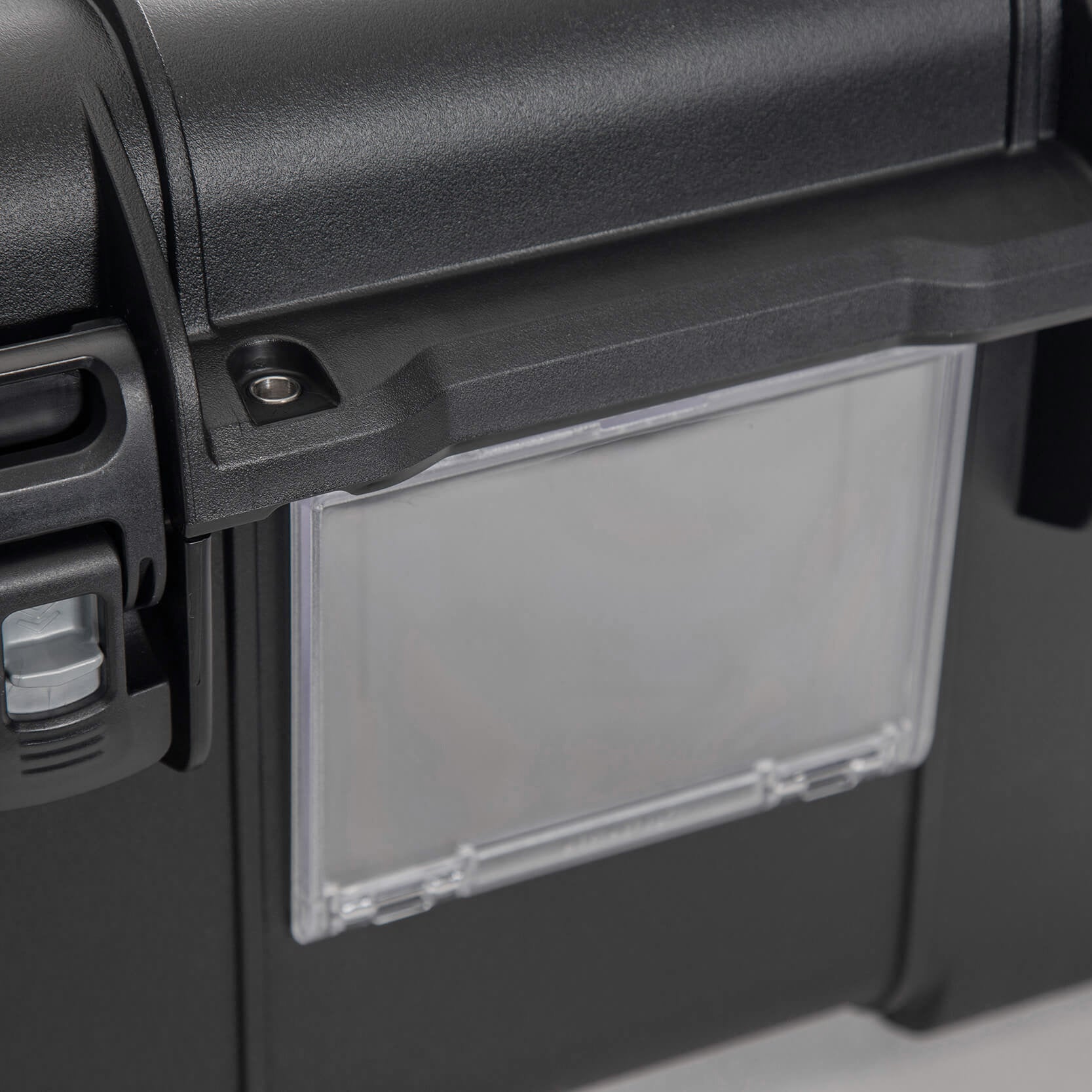 NANUK 988 - businessnanuk